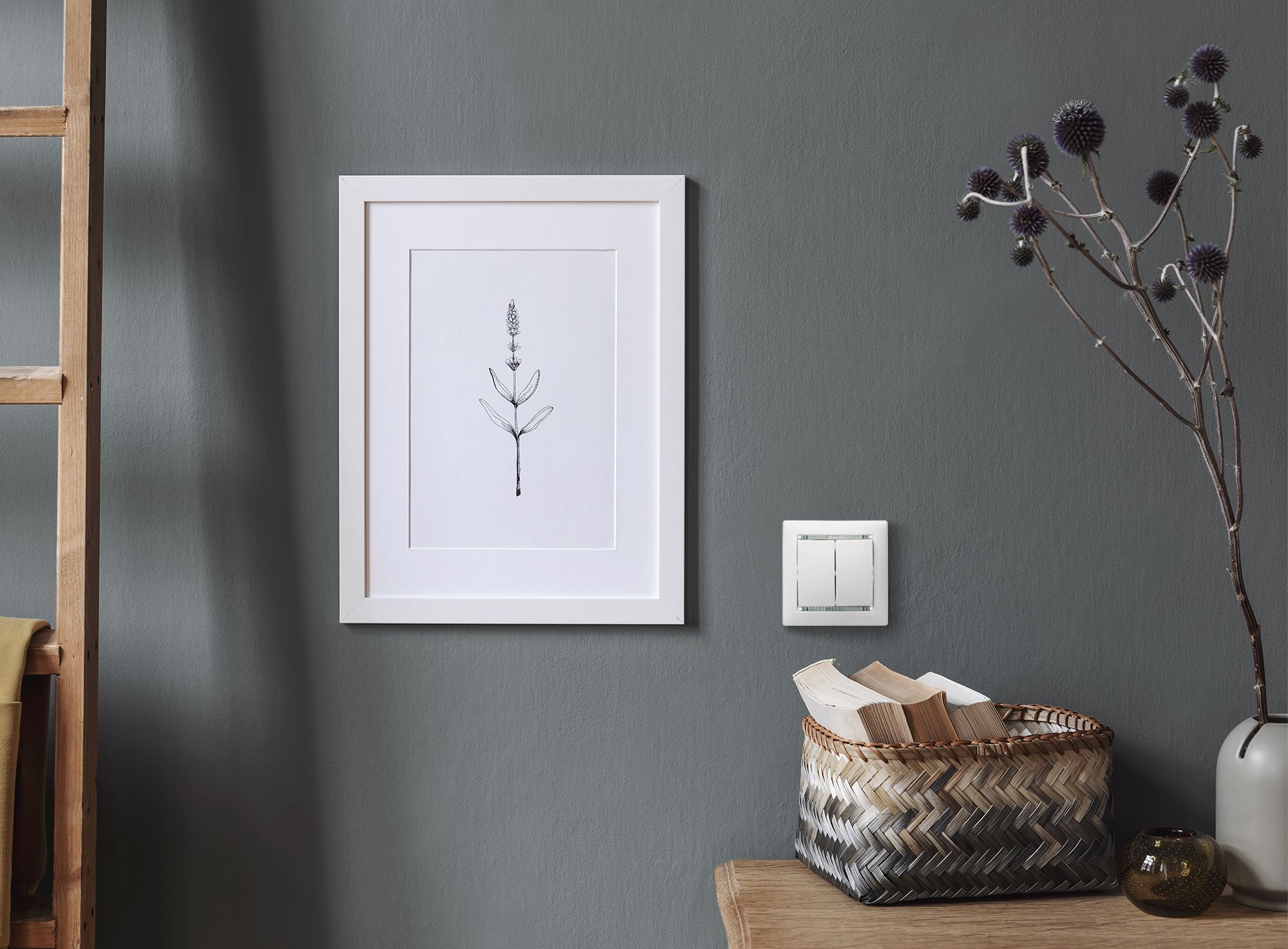 Выключатель 2-клавишный Valena белый /774405/