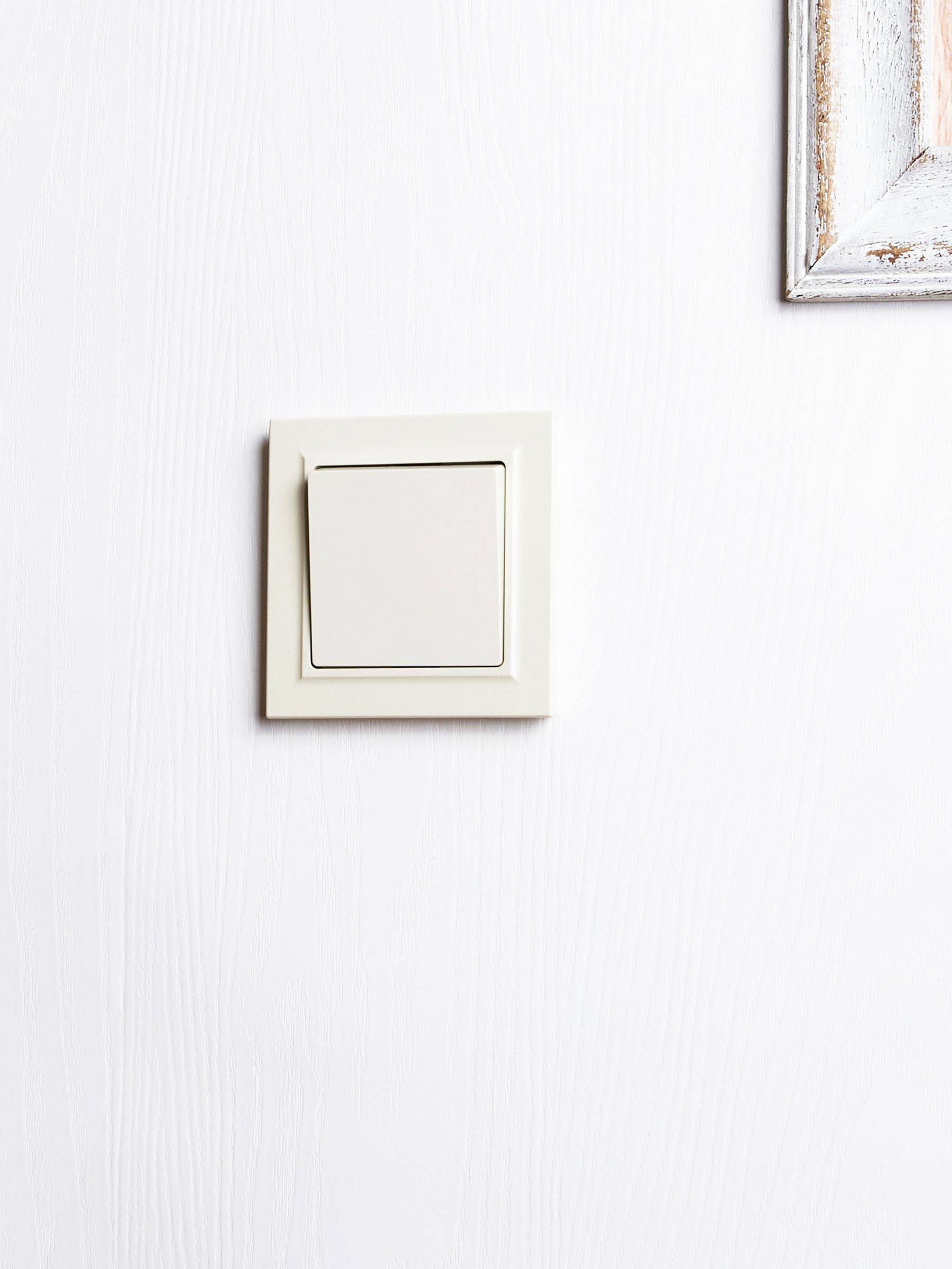 Выключатель 1-клавишный 10А ВС10-1-0-БрКр бежевый BRITE ИЭК