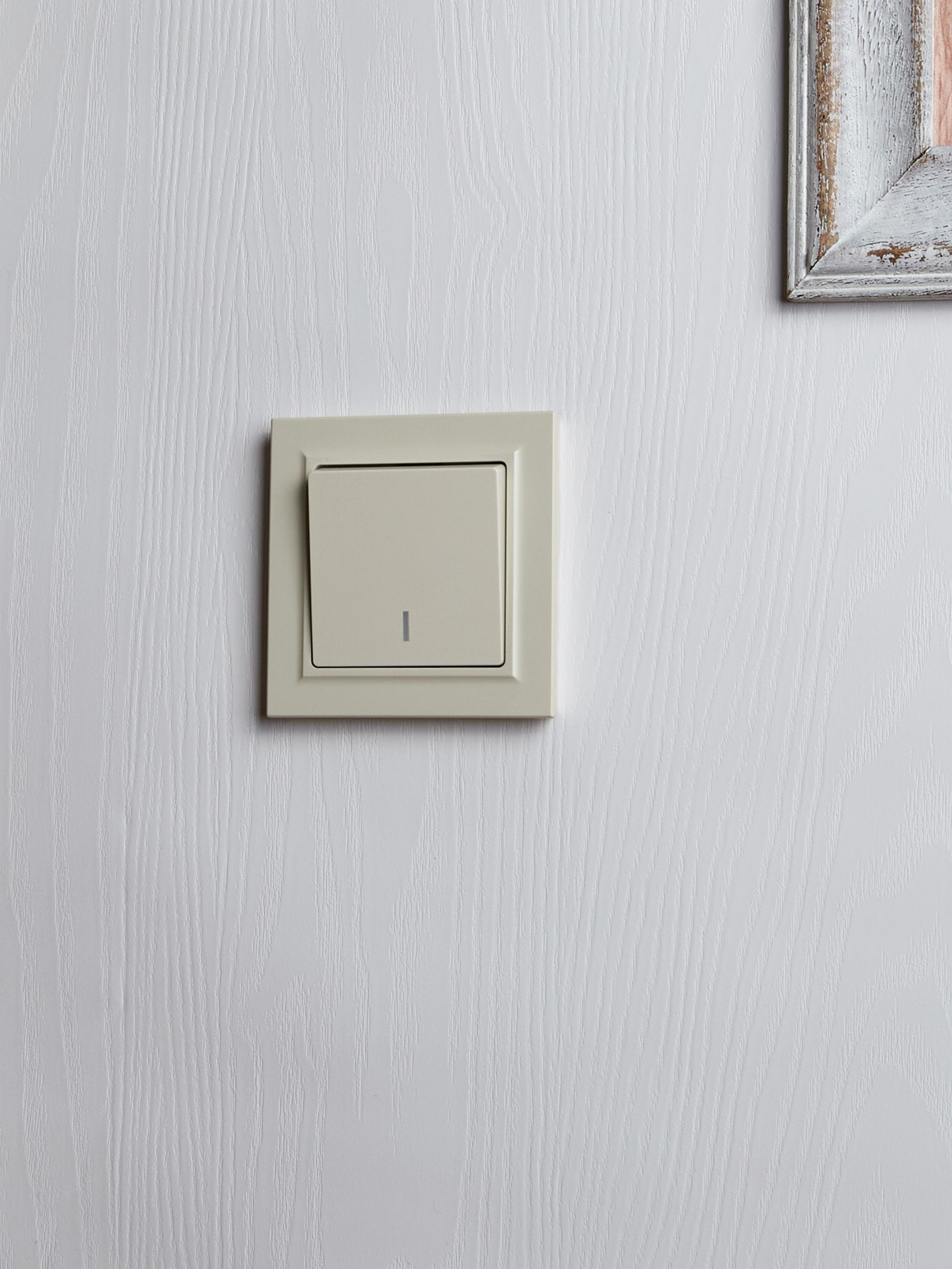 Выключатель 1-клавишный с индикацией 10А ВС10-1-1-БрКр бежевый BRITE ИЭК