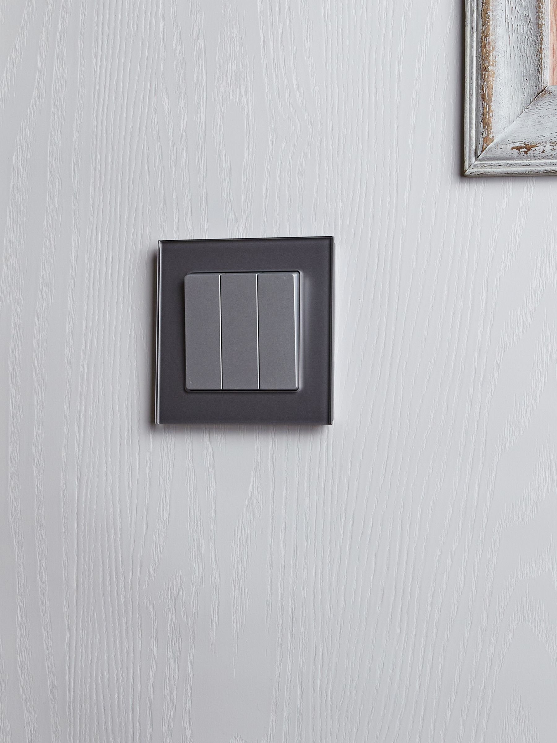 Выключатель 3-клавишный 10А ВС10-3-0-БрА алюминий BRITE ИЭК