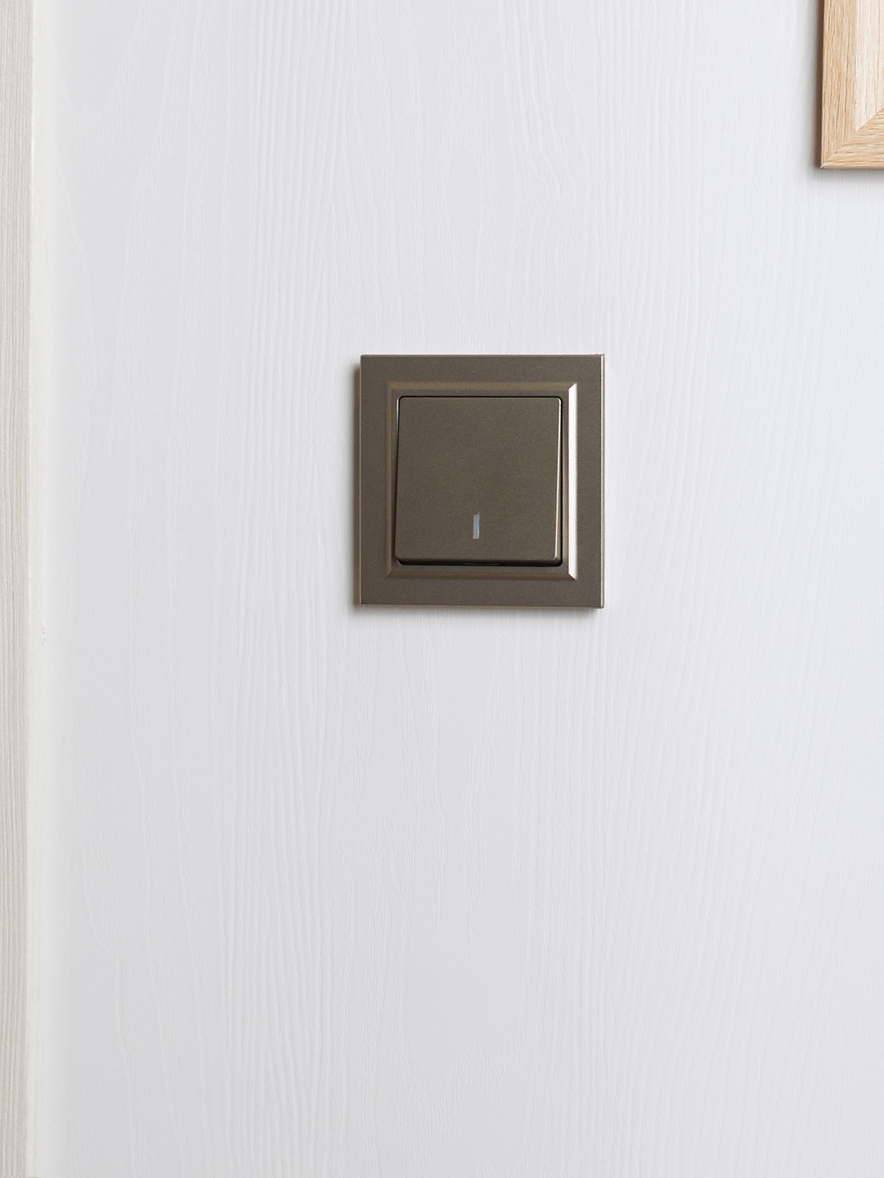 Рамка 1-местная IP44 РУ-1-БрШ-44 шампань BRITE ИЭК