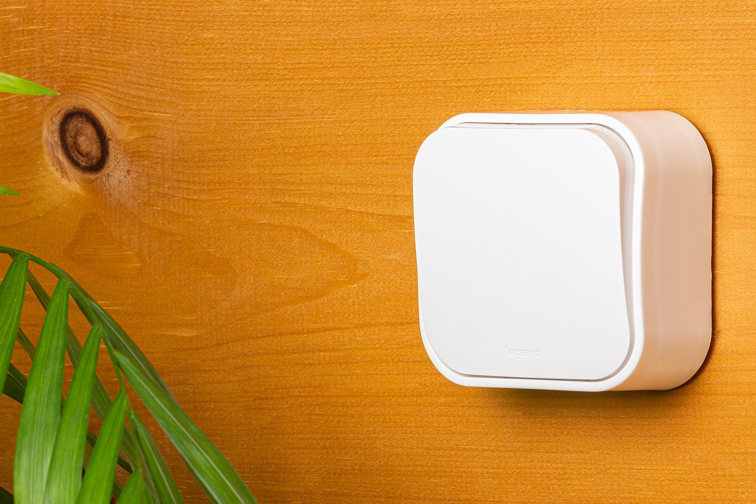 Выключатель 1-клавишный 10А белый /782200/