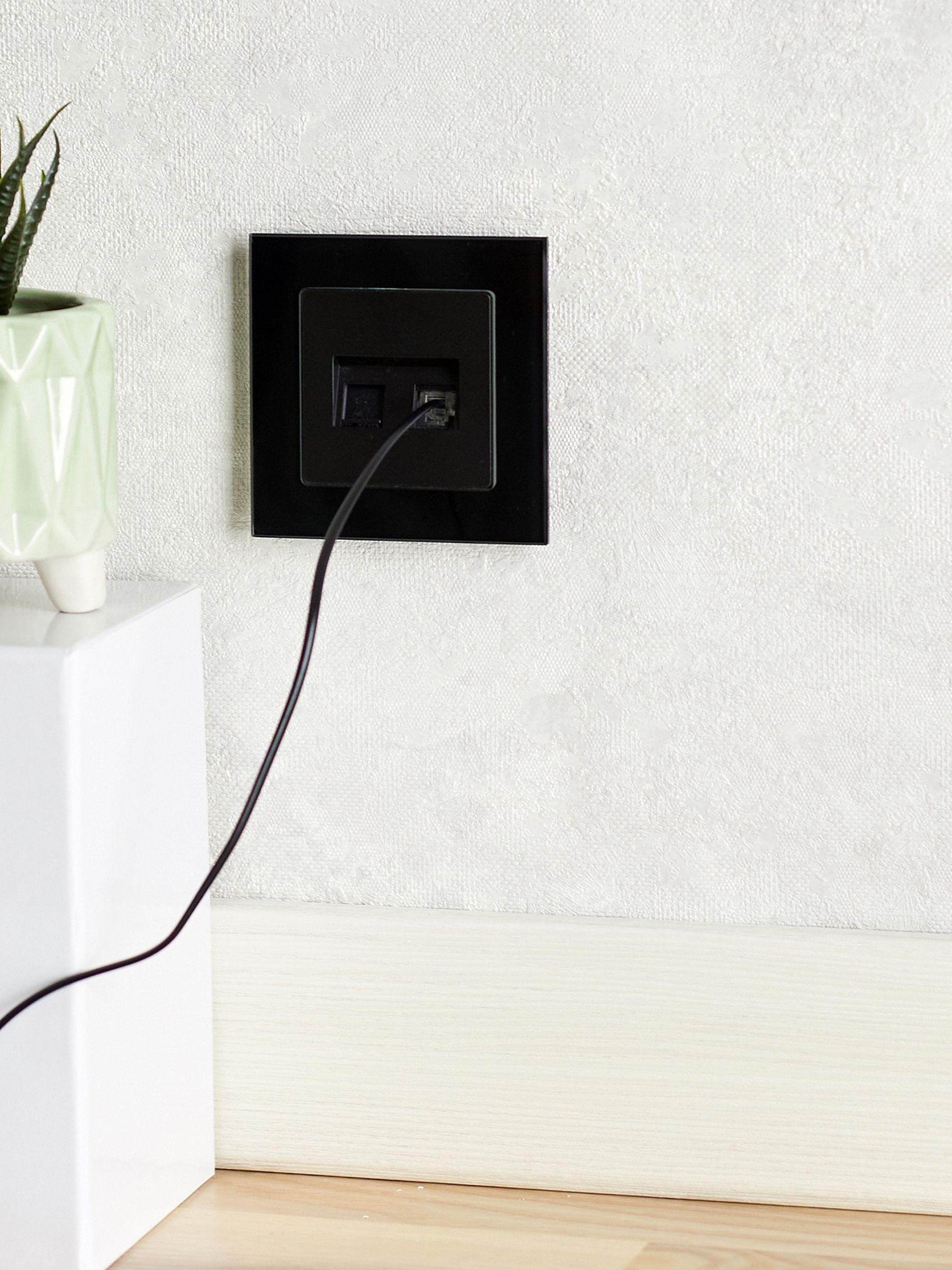 Розетка компьютерная двойная RJ45 кат.5E РК10-2-БрЧ черный BRITE ИЭК