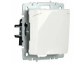 Розетка 1-местная с заземлением с защитными шторками и крышкой 16А IP20 РСбш10-3-БрБ белый BRITE ИЭК