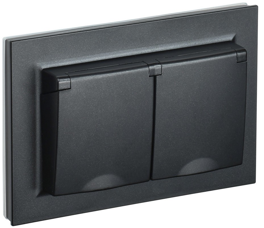BRITE Розетка 2-я с крышкой 16А в сборе IP44 РСбш12-3-44-БрС сталь ИЭК