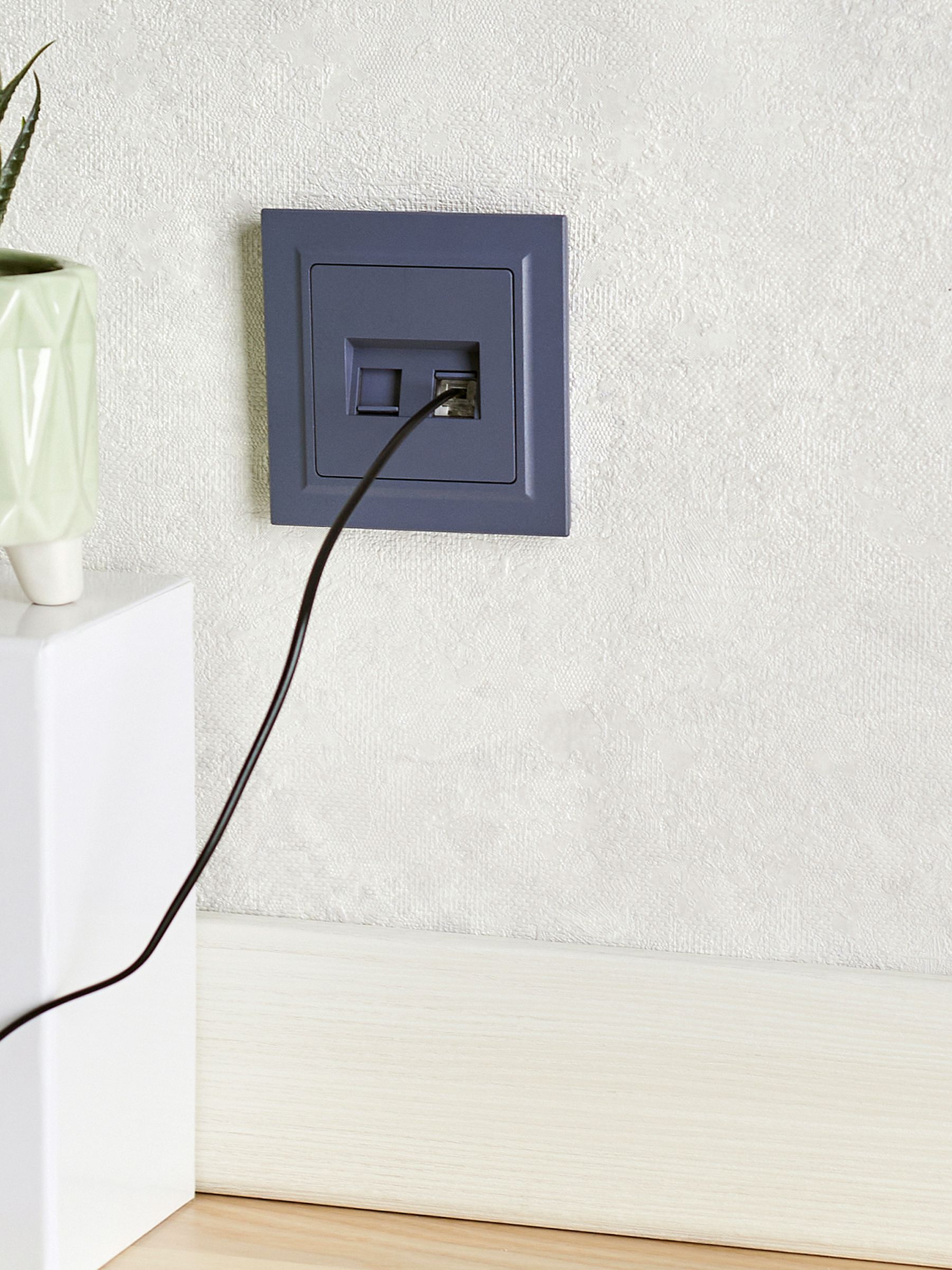 Розетка 2-местная RJ11+RJ45 кат.5E РК/Т12-БрМ маренго BRITE ИЭК