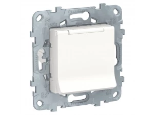UN розетка с з/кл с/шторк, с крышкой, IP40, белый /NU503718TA/