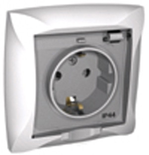 Розетка WDE000148 скрытой установки с ЗК со шторкой IP44 Wessen