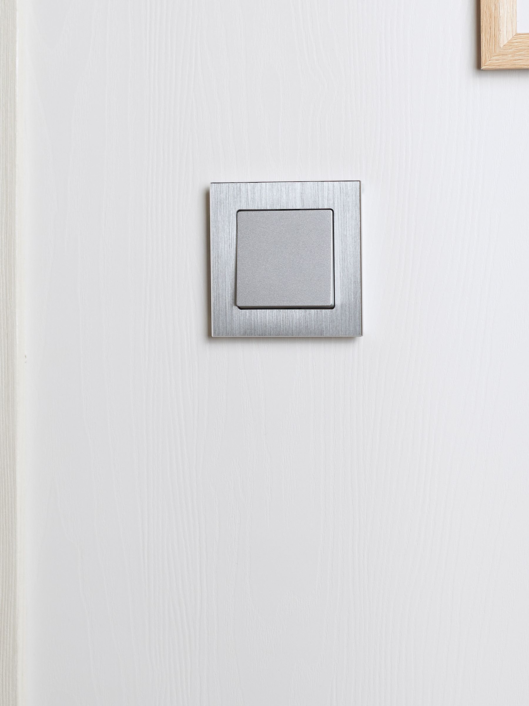 BRITE Рамка 1-местная РУ-1-1-БрA металл алюминий ИЭК