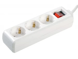 Удлинитель У03К-выкл. 3 места 2Р+РЕ 3м ИЭК