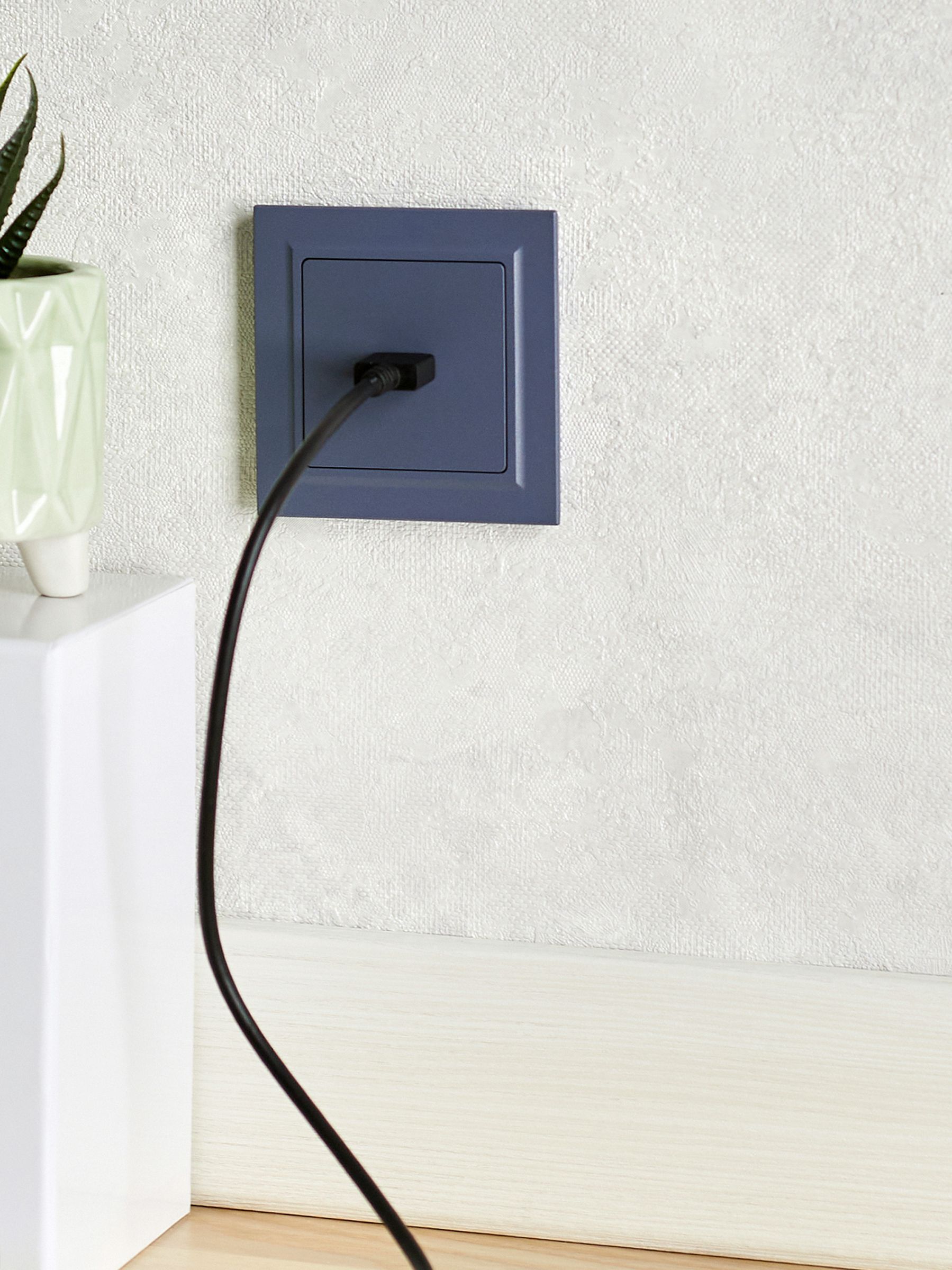 BRITE Розетка HDMI РHDMI-0-БрМ маренго ИЭК