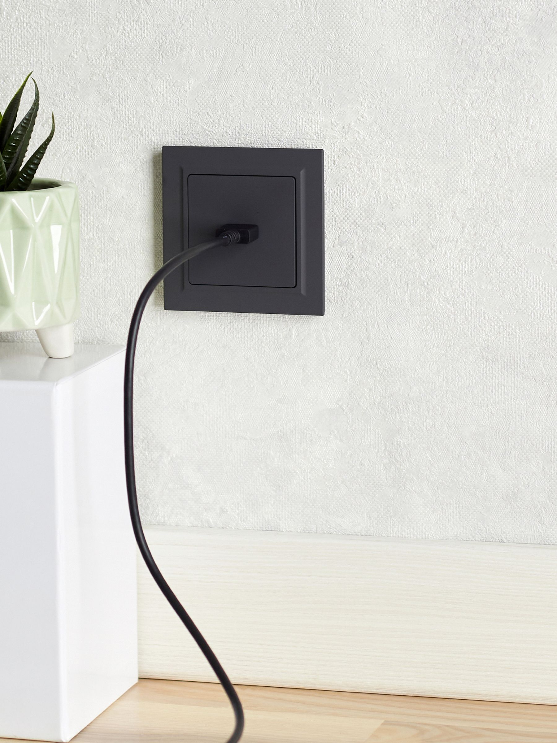 BRITE Розетка HDMI РHDMI-0-БрГ графит ИЭК