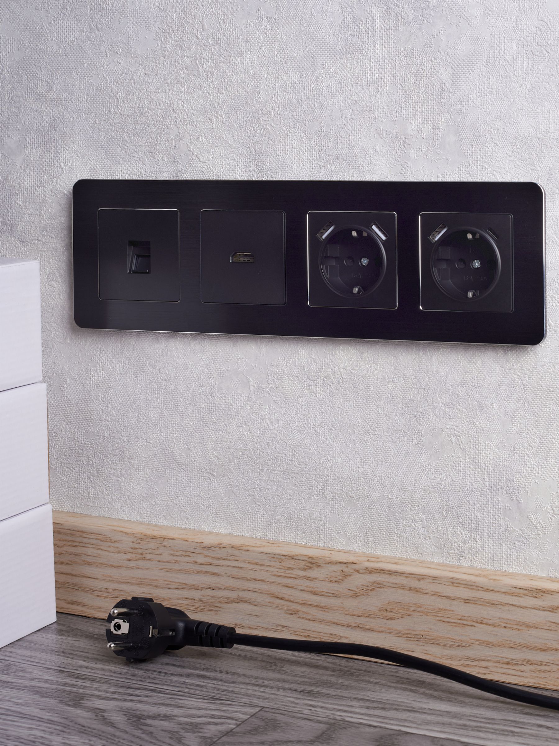 BRITE Розетка HDMI РHDMI-0-БрЧ черный ИЭК