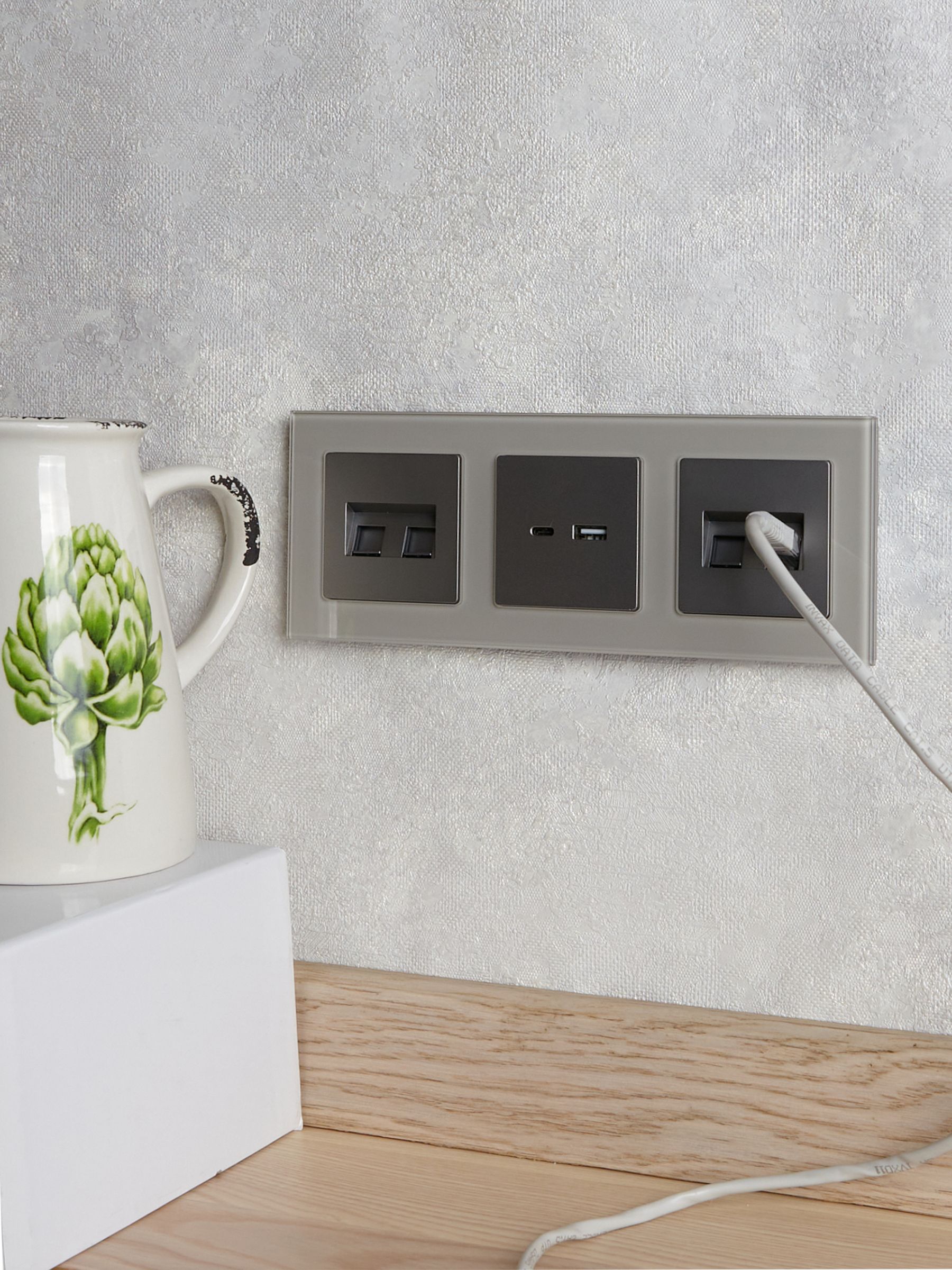 BRITE Розетка USB A+C 18Вт РЮ11-1-БрС сталь ИЭК