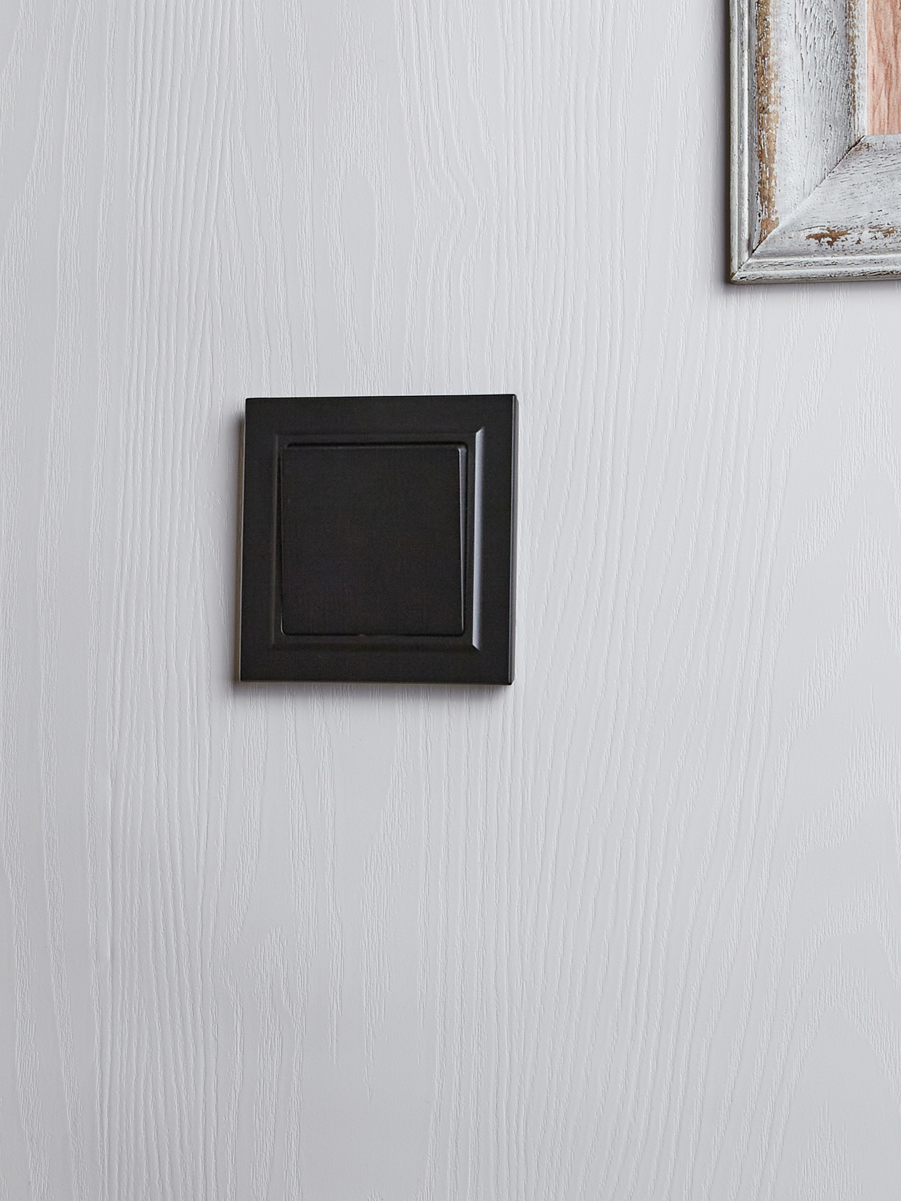 BRITE Выключатель 1-клавишный 10А в сборе ВС10-1-0-БрЧ черный ИЭК