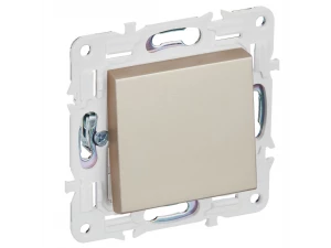 SKANDY Выключатель 1-клавишный перекрестный 10А SK-V03Sa песочный IEK