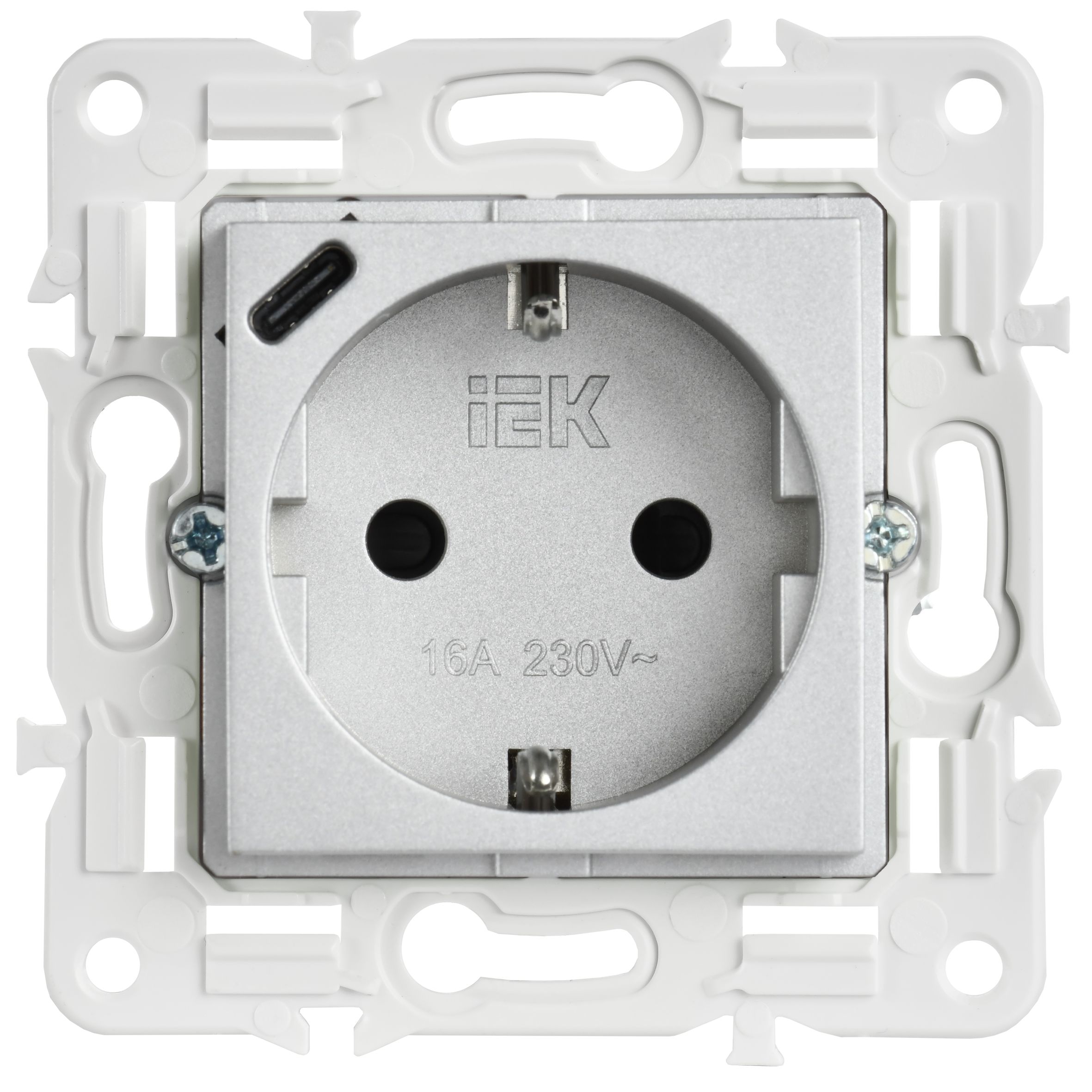 SKANDY Розетка с заземлением с защитными шторками 16А с USB C 18Вт SK-R17S серебряный IEK