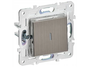 SKANDY Выключатель 1-клавишный проходной с индикацией 10А SK-V08N металл никель IEK