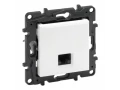 Розетка информационная одиночная RJ45 Кат.6a UTP цвет белый NILOE STEP 863167